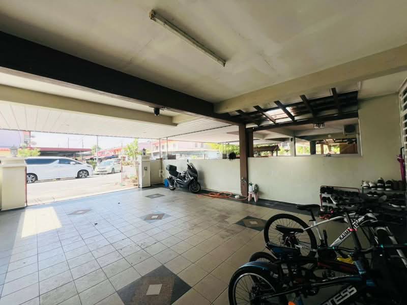 2-storey Terraced House for Sale in Nibong Tebal (Penang) - Azura Ghani - Car Park - PropertyGuru.com.my