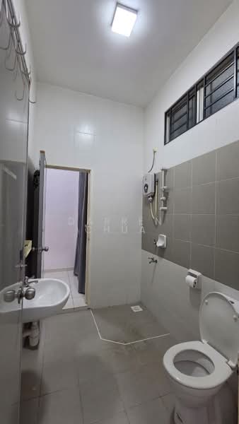 2-storey Terraced House for Rent in Taman Nusa Sentral (Iskandar Puteri (Nusajaya)) - Darren Chua - Bathroom - PropertyGuru.com.my