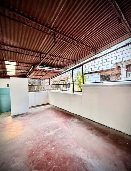 Kedai / Pejabat untuk Disewa di George Town (Penang) - KK Kwok - Balcony - PropertyGuru.com.my