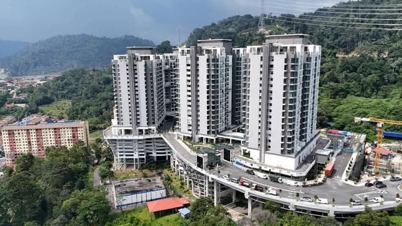 Kondominium untuk Dijual di Brezza Hill - Leslie Low - Exterior - PropertyGuru.com.my