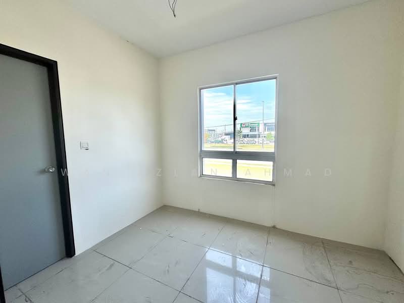 Terraced House for Sale in Kuala Selangor (Selangor) - Wan Azlan Ahmad - PropertyGuru.com.my