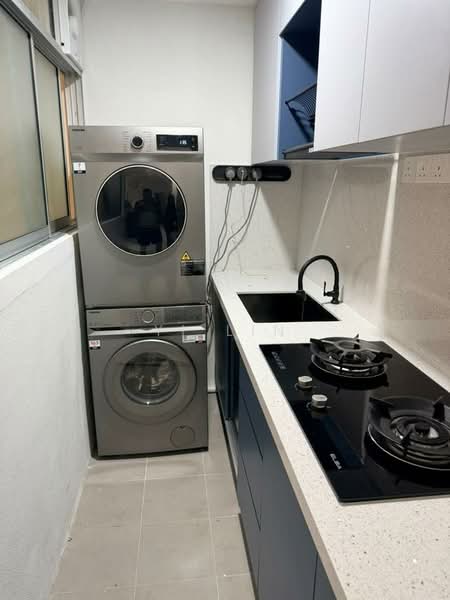 Condominium for Rent at Residensi Sateria - Yi Lin - Kitchen - PropertyGuru.com.my
