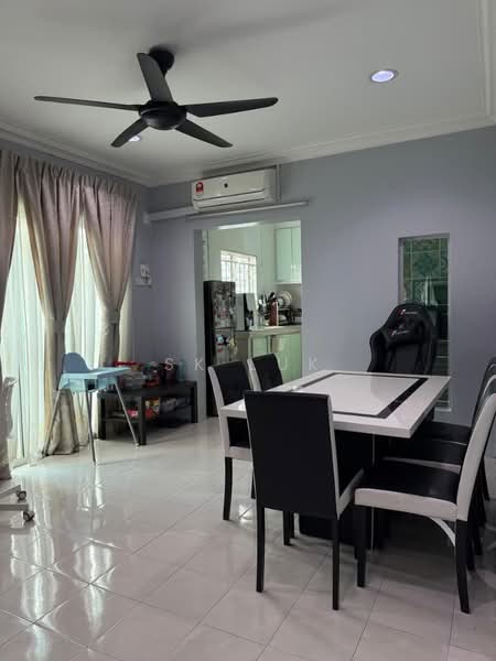 Semi-Detached House for Sale in Taman Pinggiran Pelangi Fasa 2 (Rawang) - SK Luk - Dining Room - PropertyGuru.com.my