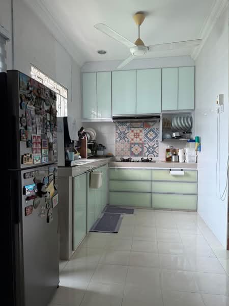 Semi-Detached House for Sale in Taman Pinggiran Pelangi Fasa 2 (Rawang) - SK Luk - Kitchen - PropertyGuru.com.my