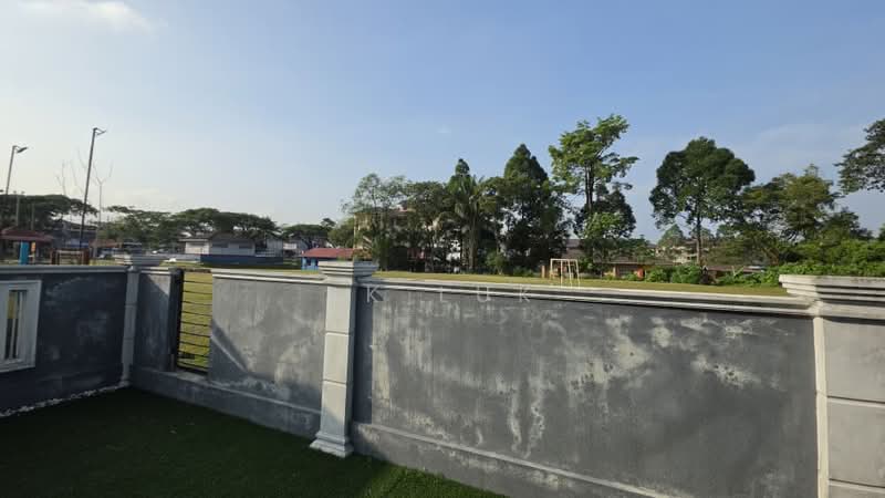 Semi-Detached House for Sale in Taman Pinggiran Pelangi Fasa 2 (Rawang) - SK Luk - Exterior - PropertyGuru.com.my