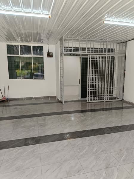 Terraced House for Sale in Taman Lima Kongsi (Sungai Bakap) - Daniel Yong - Entrance - PropertyGuru.com.my
