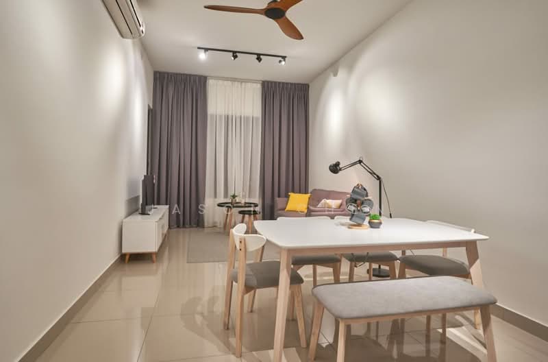 Kondominium untuk Disewa di Lakeville Residence - Jason Chen - Living Room - PropertyGuru.com.my