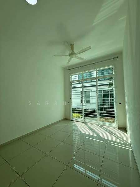 Rumah Teres 2 Tingkat untuk Dijual di Eco Majestic (Semenyih) - Sarah Chee - Interior - PropertyGuru.com.my