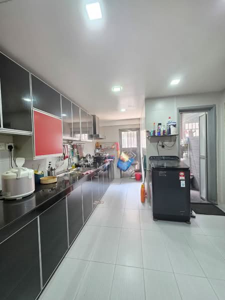 Rumah Teres 2 Tingkat untuk Dijual di Taman Setia Indah (Tebrau) - Tommy Tai - Kitchen - PropertyGuru.com.my