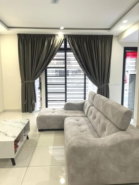 Rumah Teres 2 Tingkat untuk Disewa di Johor Bahru (Johor) - Janice Yong - Living Room - PropertyGuru.com.my