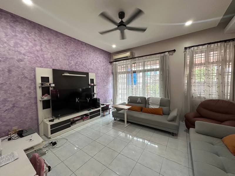 Semi-Detached House for Sale in Taman Bukit Jaya (Ulu Tiram) - Kyle Das - Living Room - PropertyGuru.com.my