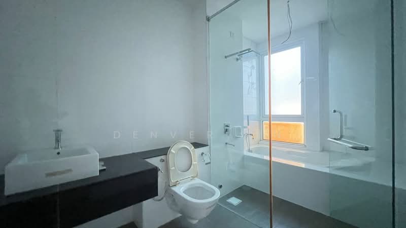 Semi-Detached House for Sale in Taman Nadayu 92 (Kajang) - Denver Sin - Bathroom - PropertyGuru.com.my