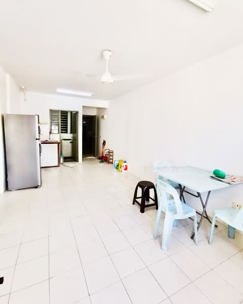 Pangsapuri untuk Disewa di The Rise Collection 1 - Jerry Tan - Kitchen - PropertyGuru.com.my