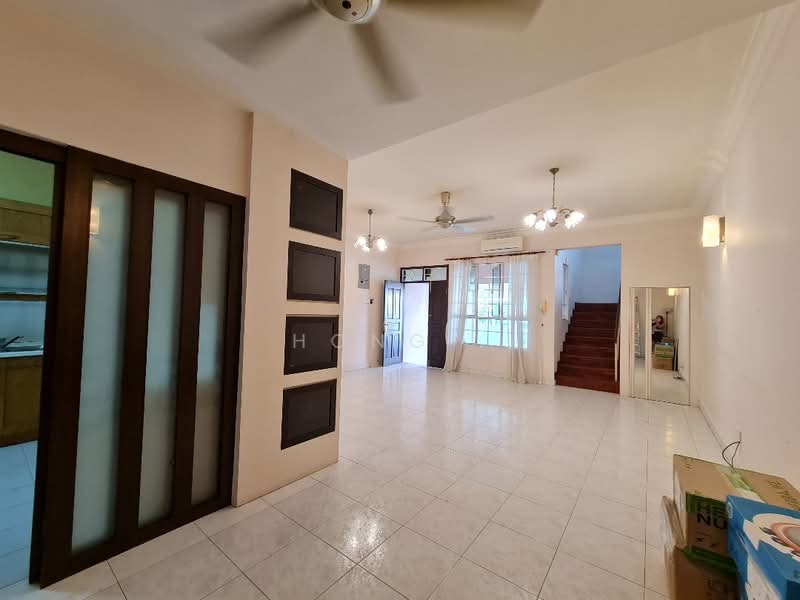3-storey Terraced House for Sale in Tanjung Bungah (Penang) - Hong . - Living Room - PropertyGuru.com.my