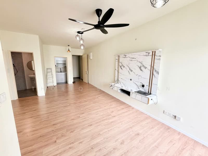 Servis Apartment untuk Dijual di Dian Residency - Thoriq Suparman - Living Room - PropertyGuru.com.my