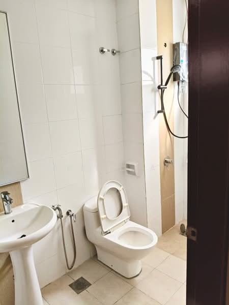 3-storey Terraced House for Rent in Sutera Damansara (Damansara Damai) - Abby Chan - Bathroom - PropertyGuru.com.my