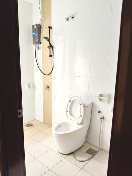 3-storey Terraced House for Rent in Sutera Damansara (Damansara Damai) - Abby Chan - Bathroom - PropertyGuru.com.my