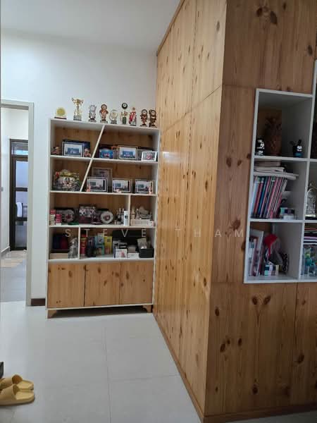 Rumah Berkembar untuk Dijual di Taman Equine (Seri Kembangan) - Steve Tham - Interior - PropertyGuru.com.my