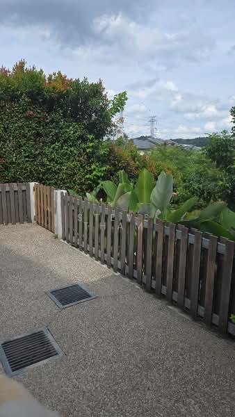 Rumah Berkembar untuk Dijual di Taman Equine (Seri Kembangan) - Steve Tham - Exterior - PropertyGuru.com.my