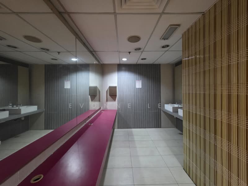 Pejabat untuk Disewa di Petaling Jaya (Selangor) - Evonne Lee - Bathroom - PropertyGuru.com.my