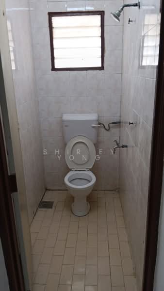 Rumah Teres 2 Tingkat untuk Dijual di Taman Sri Muda (Shah Alam) - Shirley Yong - Bathroom - PropertyGuru.com.my