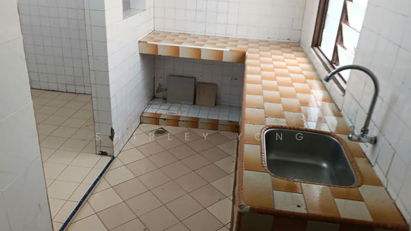 Rumah Teres 2 Tingkat untuk Dijual di Taman Sri Muda (Shah Alam) - Shirley Yong - Kitchen - PropertyGuru.com.my