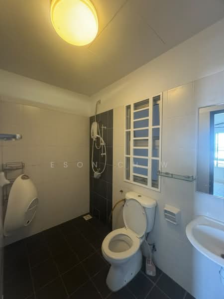 Service Residence for Rent at Saville @ Kajang - Eson Chew - Bathroom - PropertyGuru.com.my