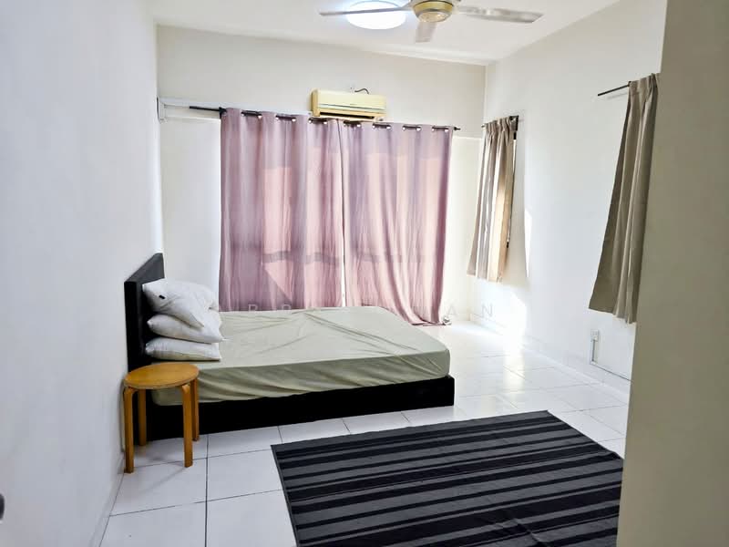 Servis Apartment untuk Disewa di SetiaWalk - Abby Chan - Bedroom - PropertyGuru.com.my