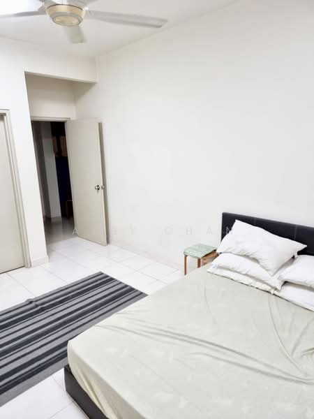 Servis Apartment untuk Disewa di SetiaWalk - Abby Chan - Bedroom - PropertyGuru.com.my