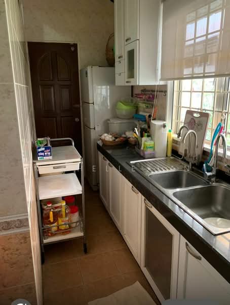 2.5-storey Terraced House for Sale in Ampang Jaya (Ampang) - Michelle Tan - Kitchen - PropertyGuru.com.my