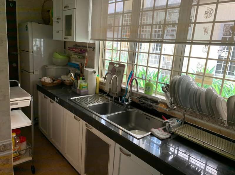 2.5-storey Terraced House for Sale in Ampang Jaya (Ampang) - Michelle Tan - Kitchen - PropertyGuru.com.my