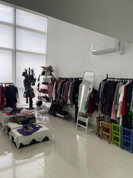 Service Residence for Sale at Pinnacle Petaling Jaya - Geok Bee Chan - Interior - PropertyGuru.com.my