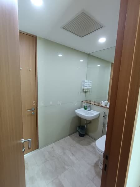 Service Residence for Sale at Soho Suites Serviced Residence @ KLCC - Sean Seng - Bathroom - PropertyGuru.com.my