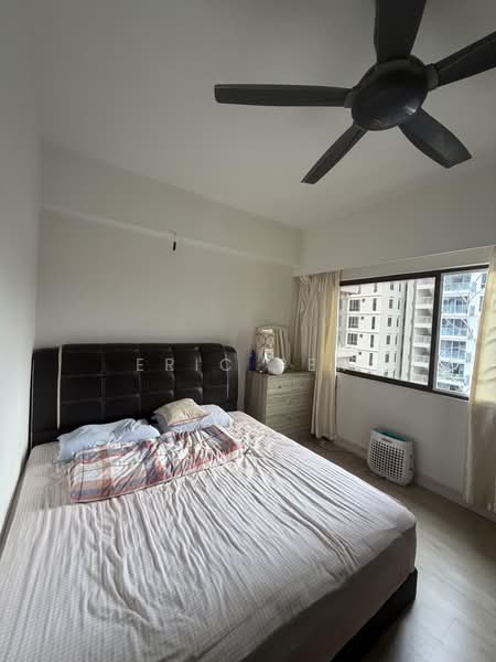 Kondominium untuk Dijual di Royalle Condominium - Eric Per - Bedroom - PropertyGuru.com.my