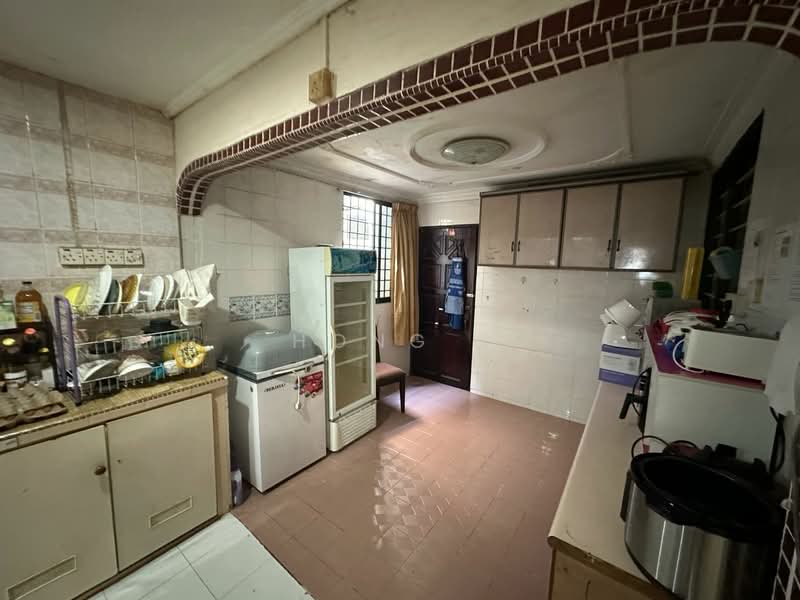 Rumah Teres 1 Tingkat untuk Dijual di Sungai Nibong (Bayan Lepas) - Hong . - Kitchen - PropertyGuru.com.my