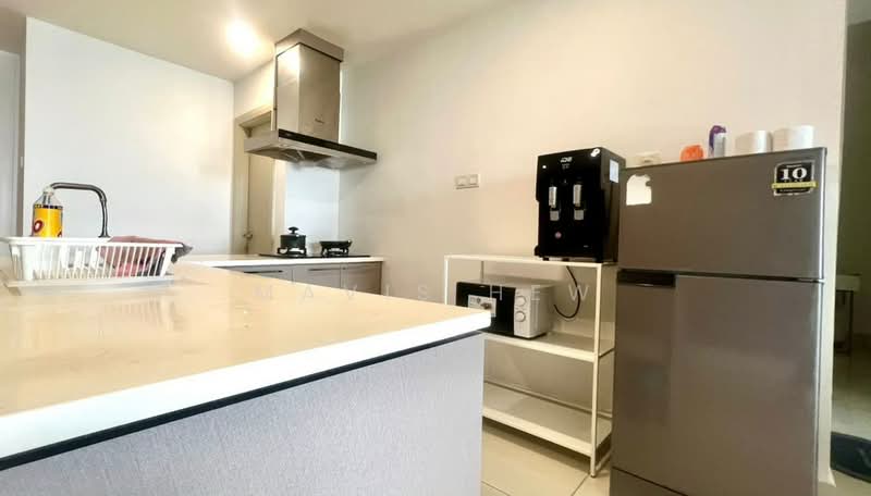 Service Residence for Sale at Southkey Mosaic - Mavis Hew - Kitchen - PropertyGuru.com.my