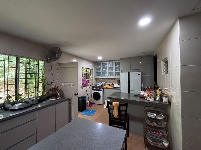 2-storey Terraced House for Sale in Taman Melawati (Ulu Kelang) - Daniel Chin - Kitchen - PropertyGuru.com.my
