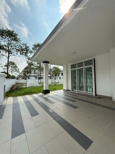 Rumah Teres 2 Tingkat untuk Dijual di Eco Majestic (Semenyih) - Sarah Chee - Exterior - PropertyGuru.com.my