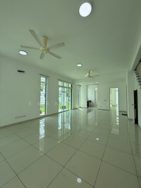 Rumah Teres 2 Tingkat untuk Dijual di Eco Majestic (Semenyih) - Sarah Chee - Living Room - PropertyGuru.com.my