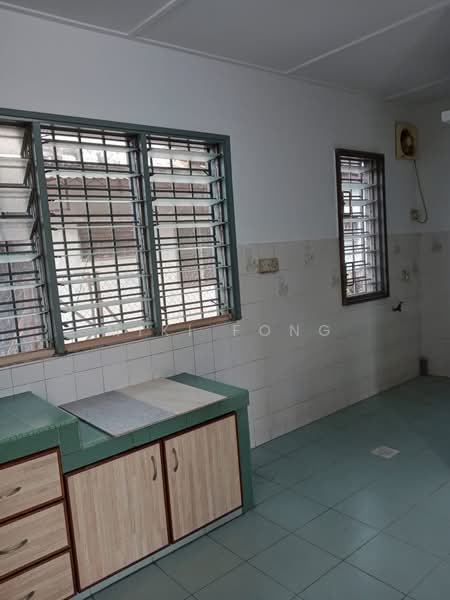 2-storey Terraced House for Sale in Usj 3 (Subang Jaya) - Miki Fong - Kitchen - PropertyGuru.com.my