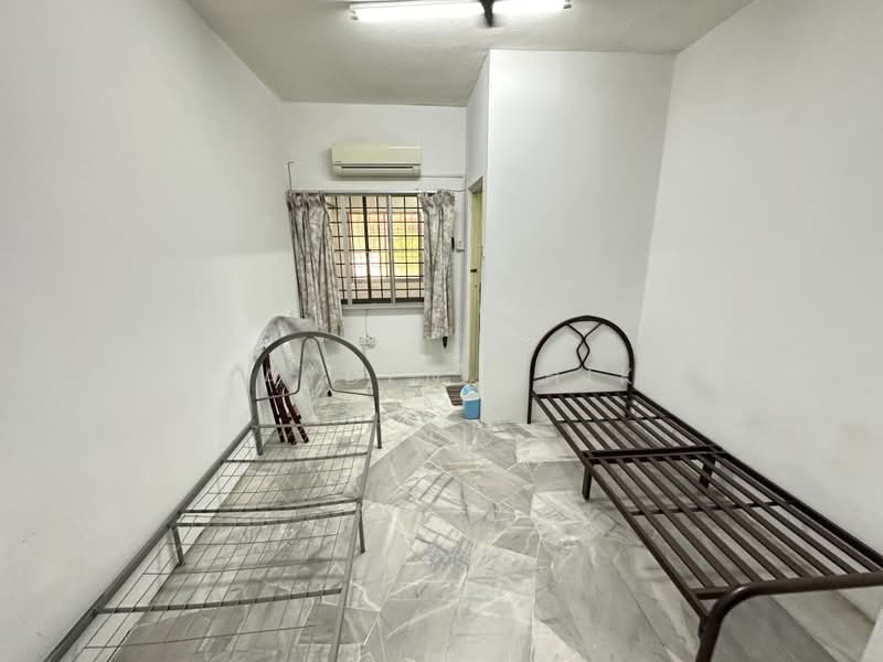 Rumah Teres untuk Dijual di Bandar Sungai Long (Selangor) - Jayden Chik - Bedroom - PropertyGuru.com.my