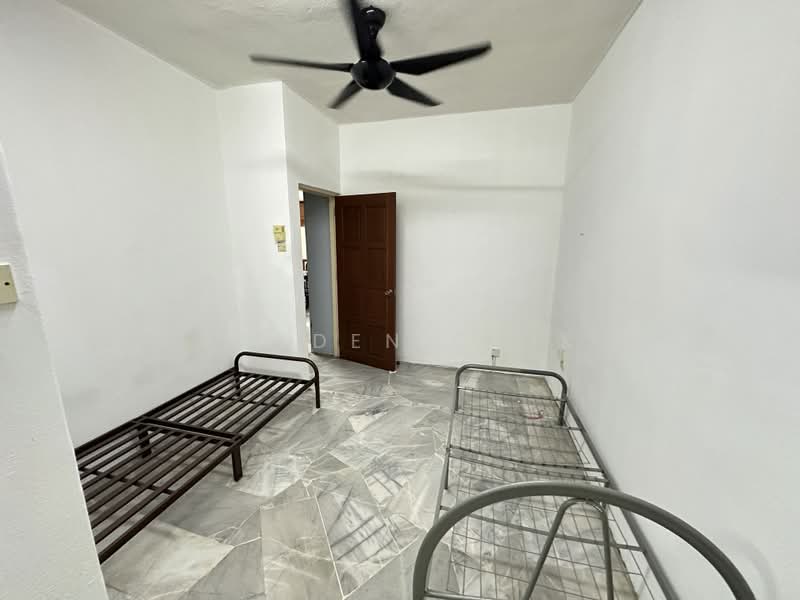 Rumah Teres untuk Dijual di Bandar Sungai Long (Selangor) - Jayden Chik - Bedroom - PropertyGuru.com.my