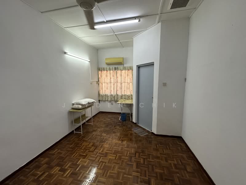Rumah Teres untuk Dijual di Bandar Sungai Long (Selangor) - Jayden Chik - PropertyGuru.com.my