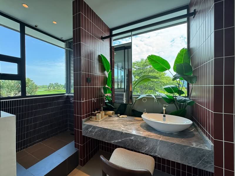 Cluster House for Sale in Forest City (Gelang Patah) - Suny Sior - Bathroom - PropertyGuru.com.my