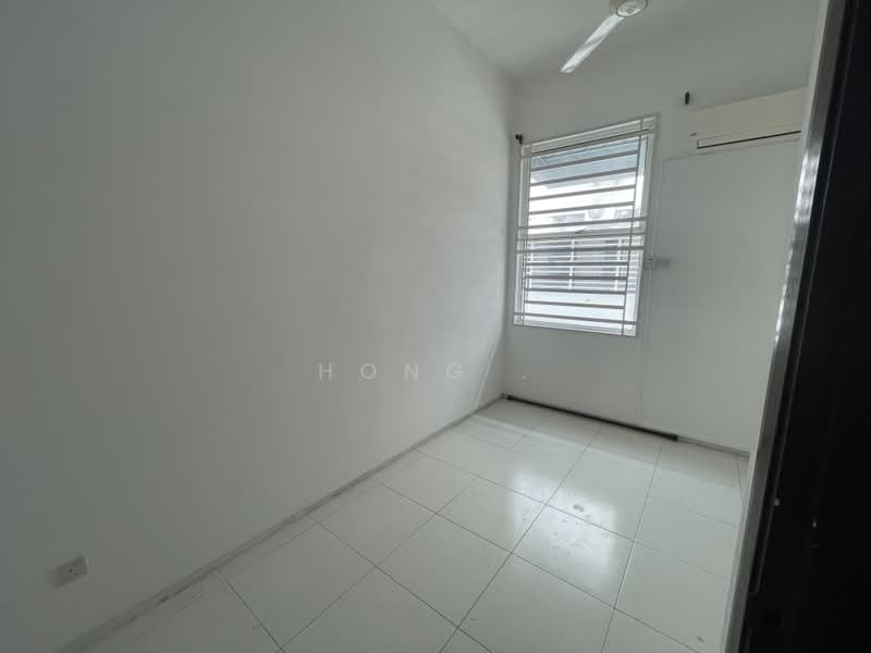 3-storey Terraced House for Sale in Relau (Bukit Jambul) - Hong . - Interior - PropertyGuru.com.my