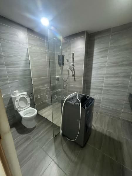 Service Residence for Rent at KSL Residence @ Daya - Aaron How - Bathroom - PropertyGuru.com.my