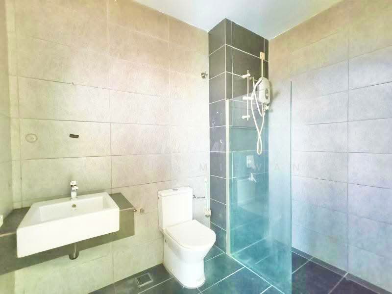 Rumah Teres 2 Tingkat untuk Dijual di Alam Impian (Shah Alam) - Hazlin Miswan - Bathroom - PropertyGuru.com.my