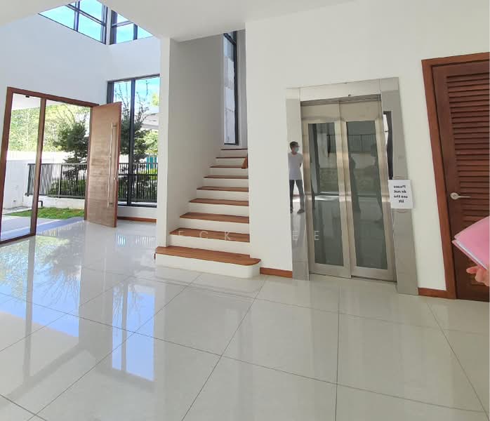 Rumah Berkembar untuk Dijual di Ampang (Selangor) - Teck Wee - Entrance - PropertyGuru.com.my