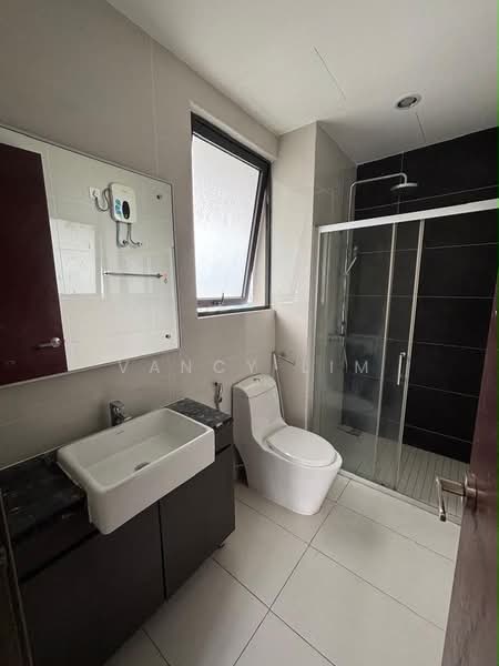 Condominium for Rent at Royal Strand @ Country Garden Danga Bay - Vancy Lim - PropertyGuru.com.my