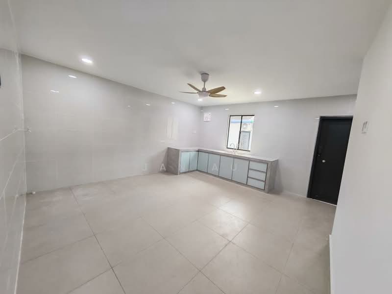 Rumah Teres 1 Tingkat untuk Dijual di Taman Puteri Wangsa (Ulu Tiram) - JAN AU - Kitchen - PropertyGuru.com.my